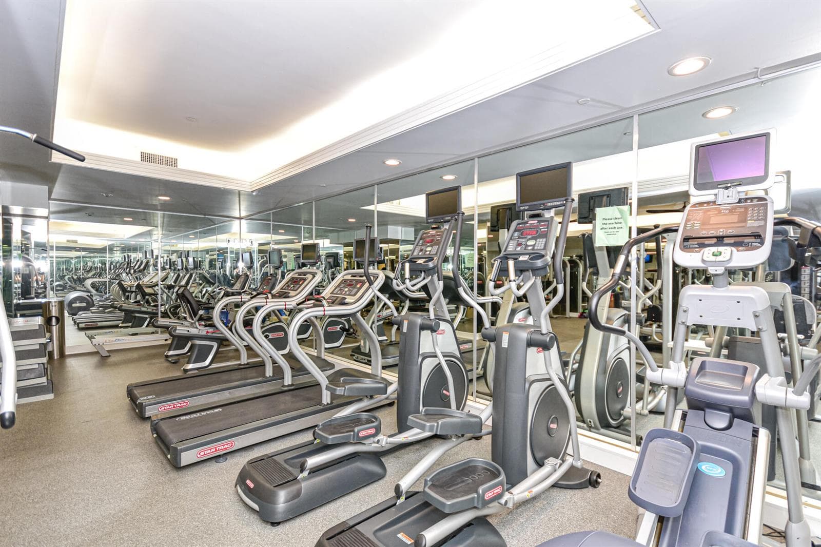10101 Collins Avenue # 7d, Bal Harbour FL 33154 — 31