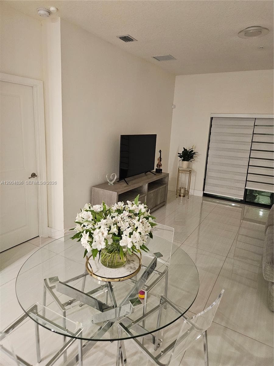 8167 NW 41st St # 109, Doral FL 33166 — 2