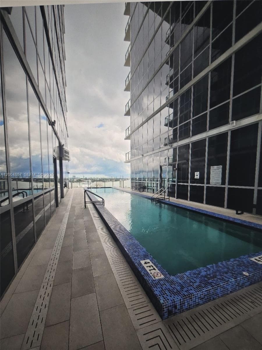 1100 Biscayne Blvd # 3708, Miami FL 33132 — 14