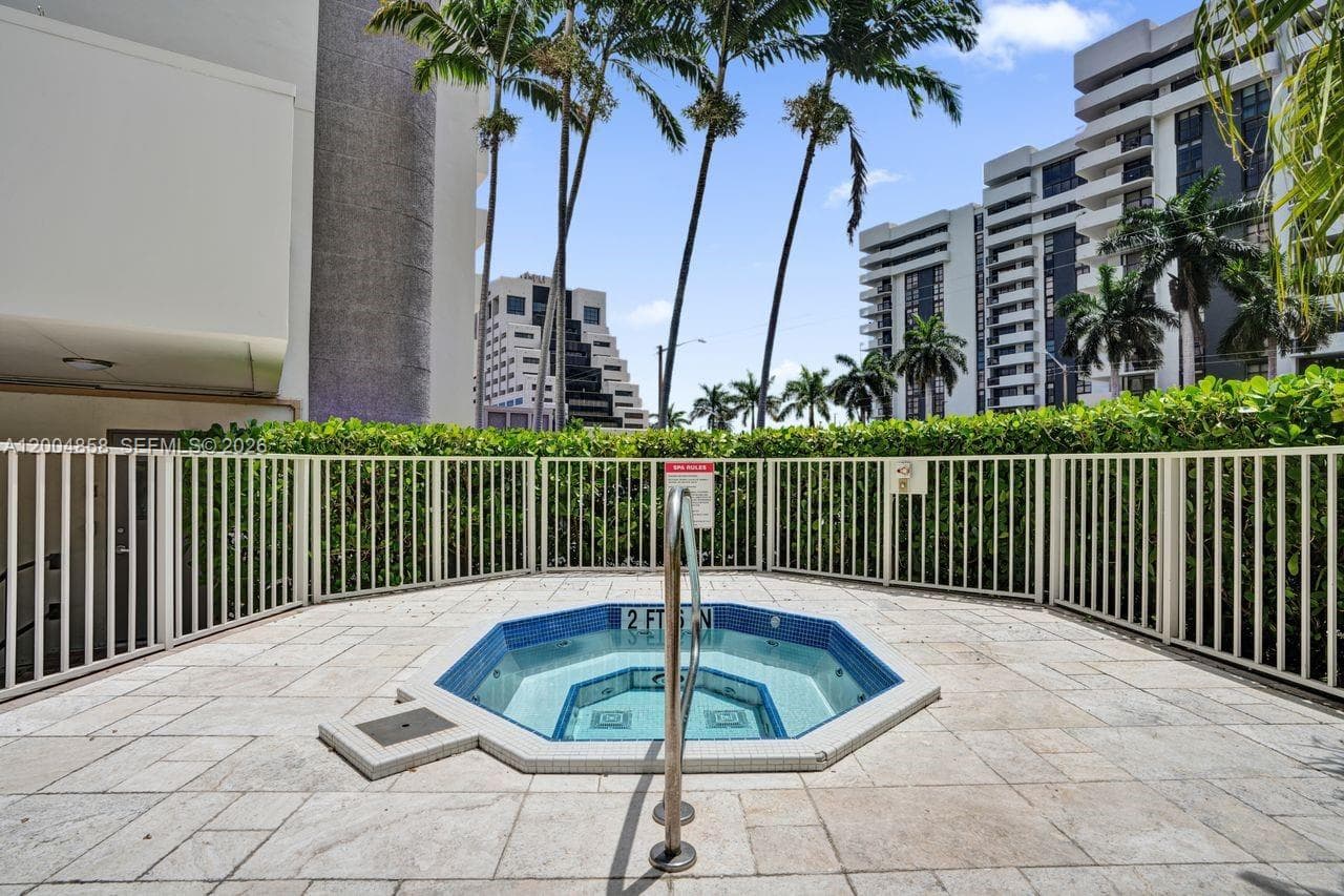 625 Biltmore Way # 103, Coral Gables FL 33134 — 36