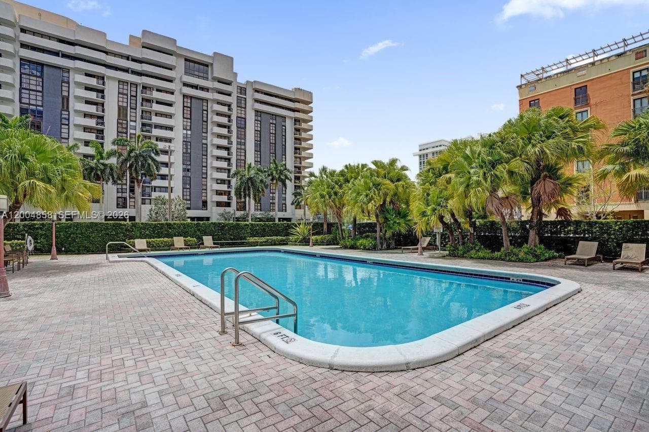 625 Biltmore Way # 103, Coral Gables FL 33134 — 32