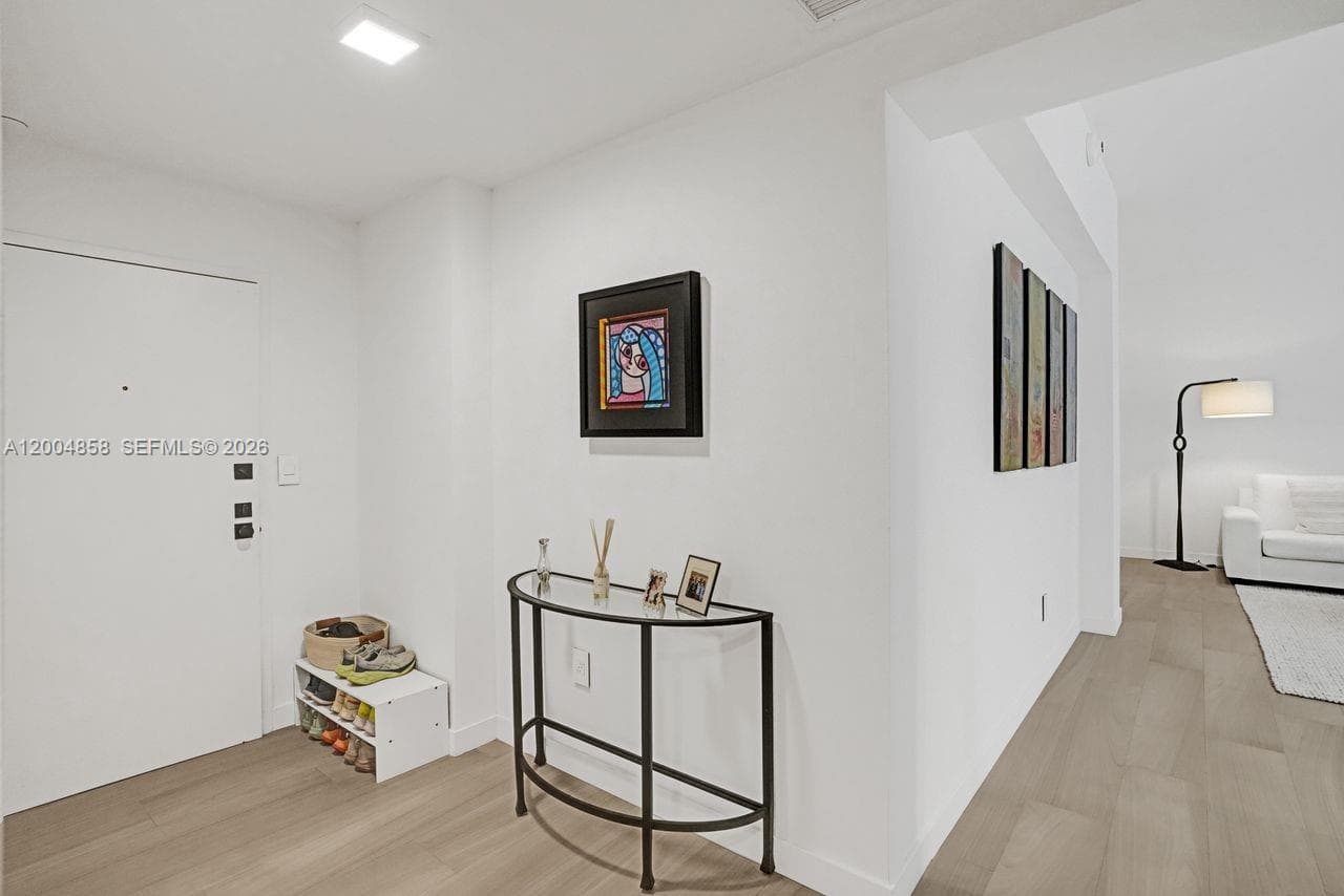 625 Biltmore Way # 103, Coral Gables FL 33134 — 24