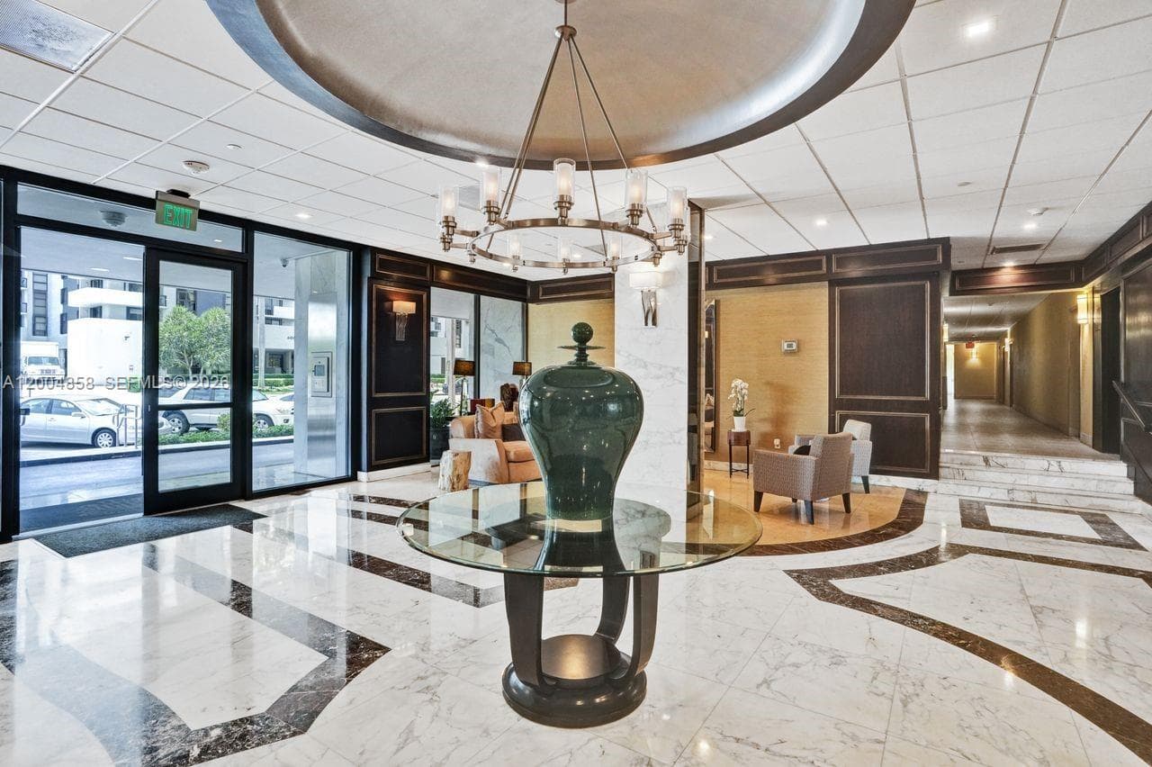 625 Biltmore Way # 103, Coral Gables FL 33134 — 37