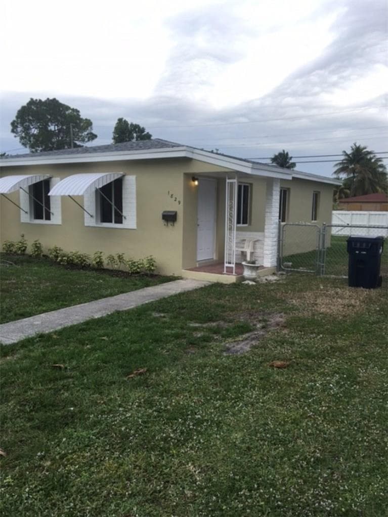 1829 NE 175th Street, North Miami Beach FL 33162 — 1