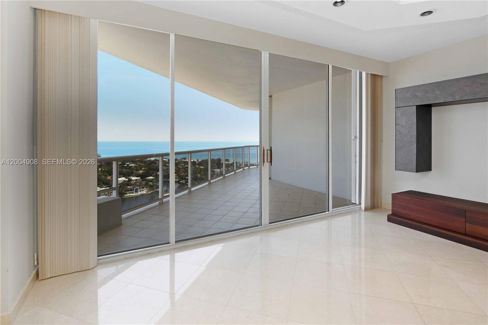 3802 NE 207th St # 2604, Aventura FL 33180 — 3