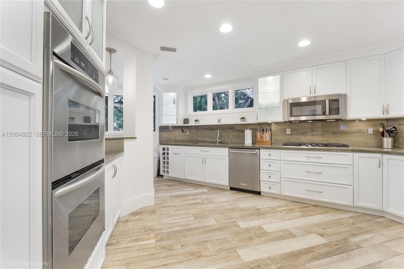 2449 S Bayshore Dr, Miami FL 33133 — 9