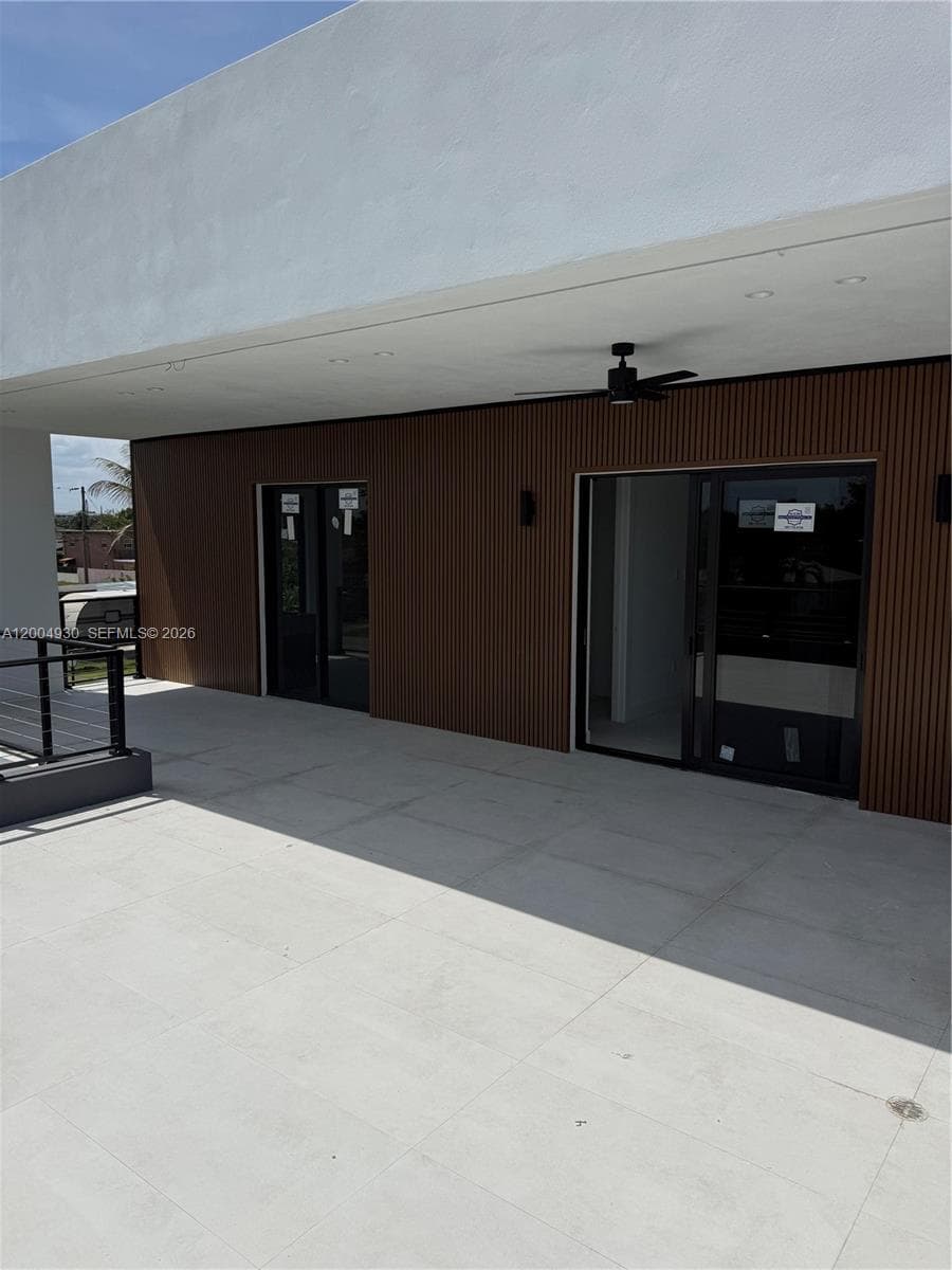 6449 SW 28th St, Miami FL 33155 — 19
