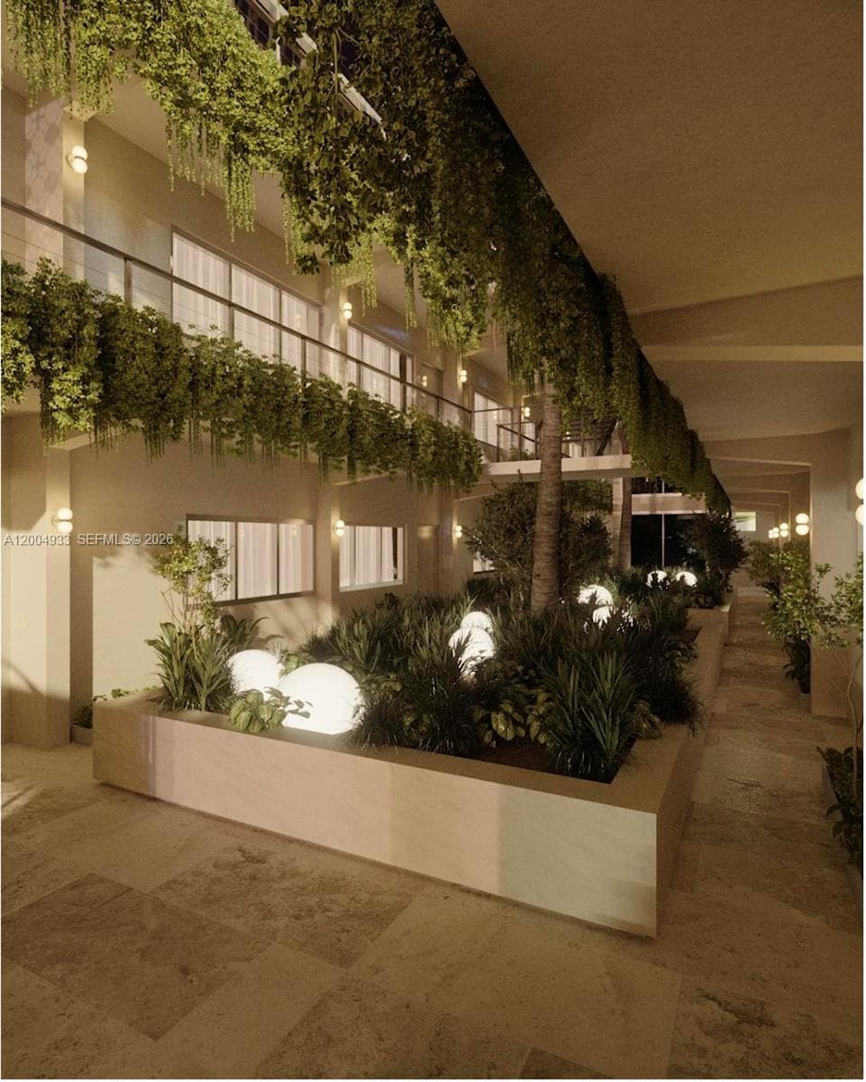 260 Collins Ave # 105, Miami Beach FL 33139 — 32