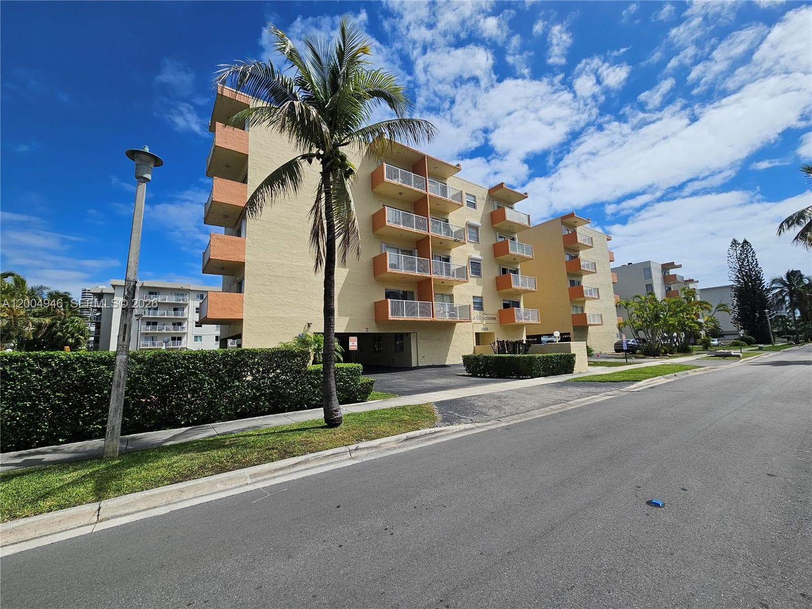 3545 NE 167th St # 404, North Miami Beach FL 33160 — 19