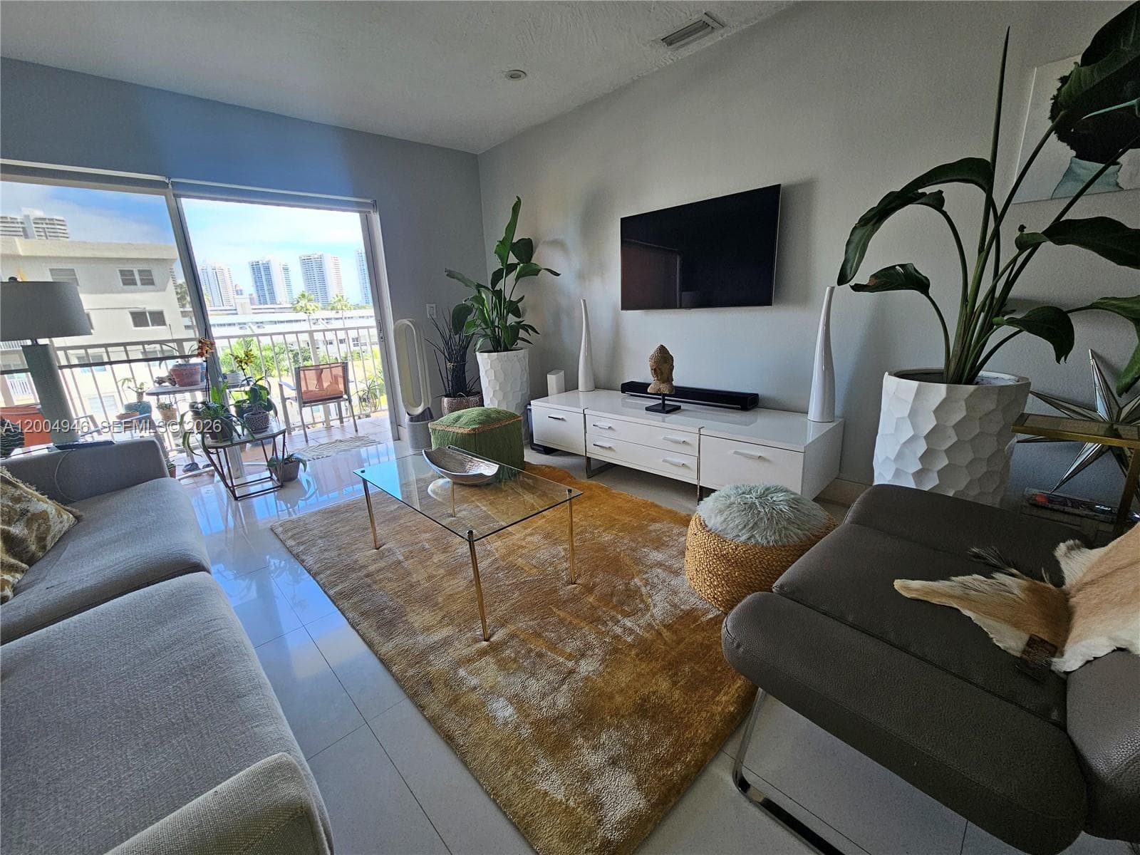 3545 NE 167th St # 404, North Miami Beach FL 33160 — 8