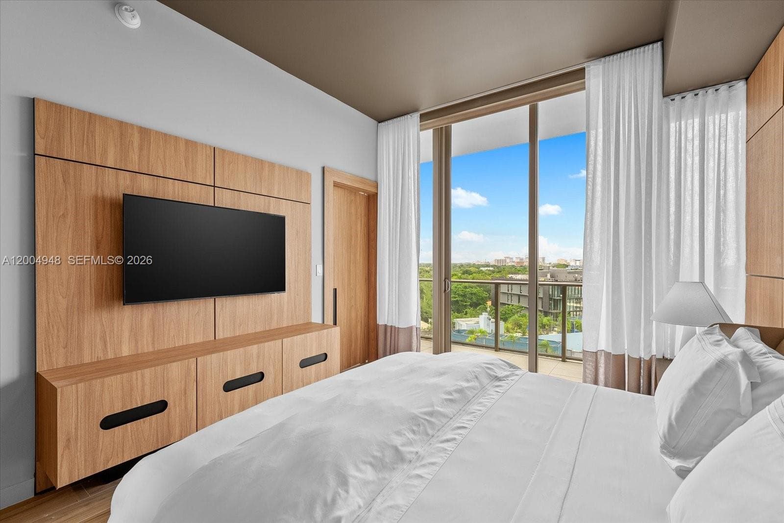 2678 Tigertail Ave # 701, Miami FL 33133 — 7
