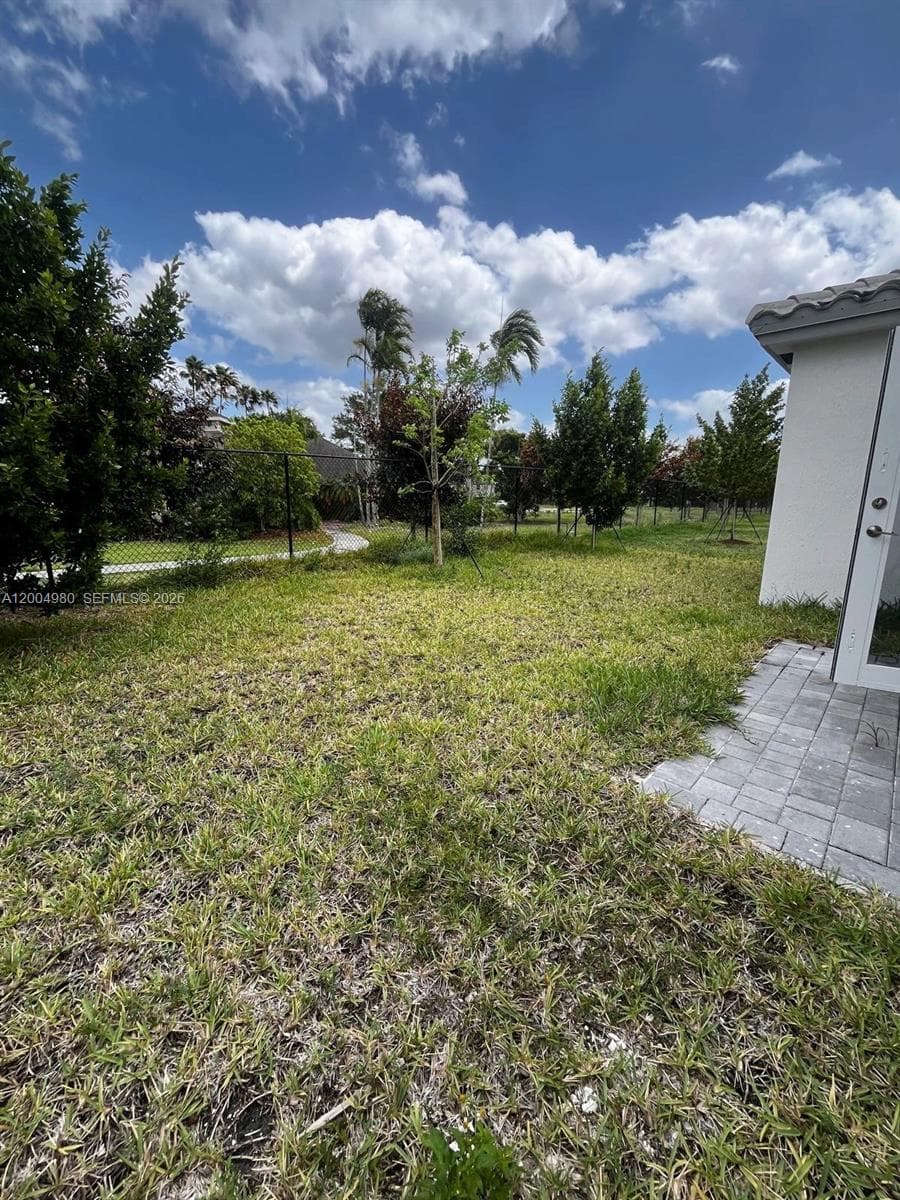 833 SE 26th Rd # 0, Homestead FL 33035 — 9