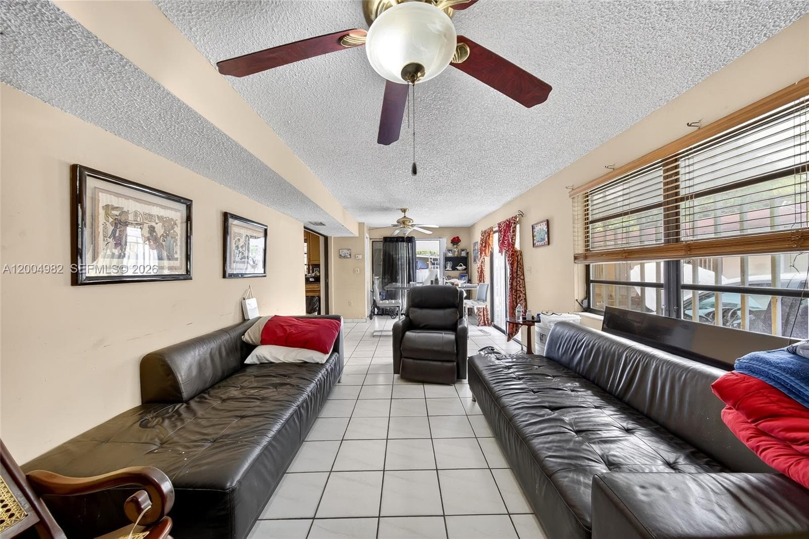 3061 NW 14th St, Miami FL 33125 — 22