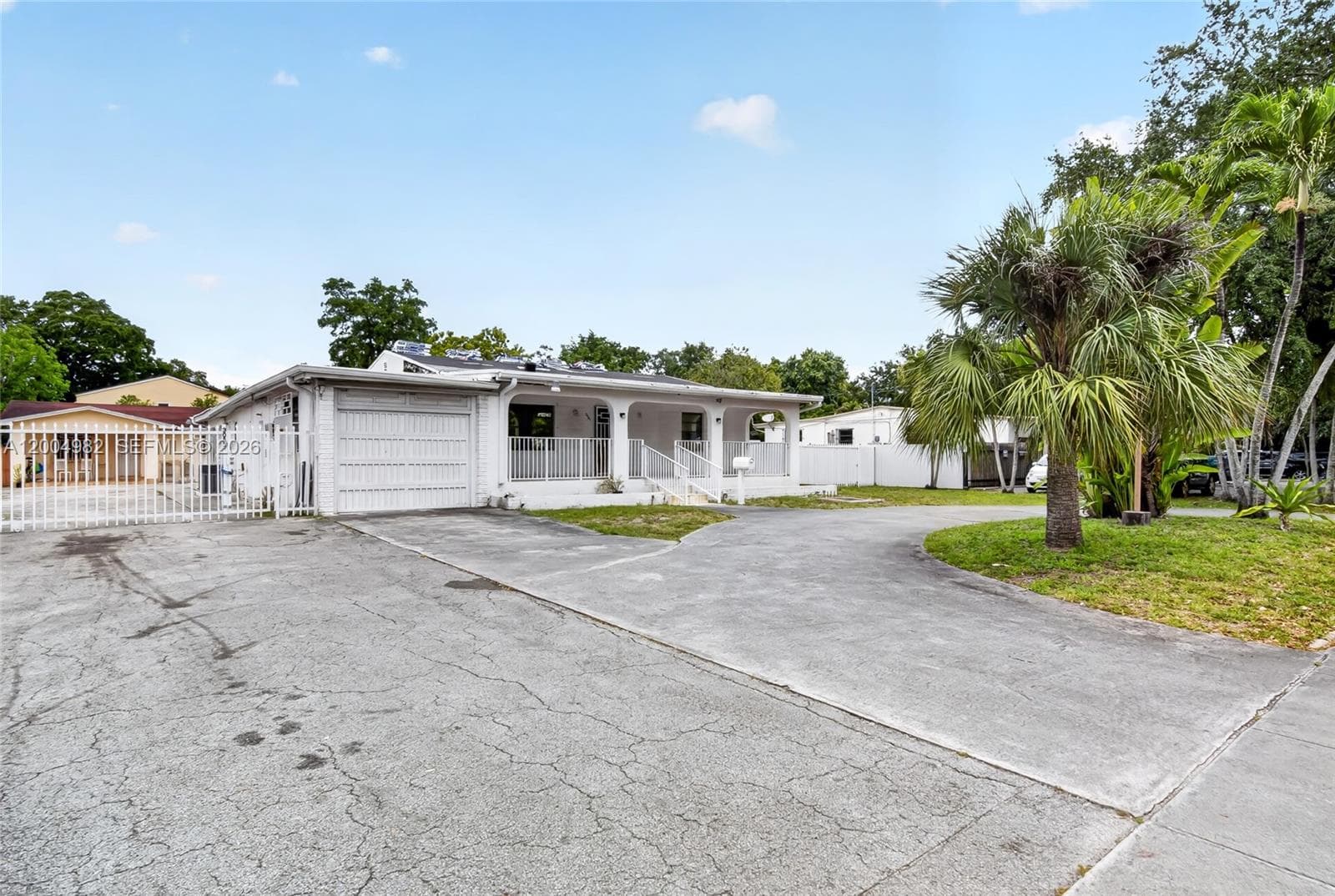 3061 NW 14th St, Miami FL 33125 — 3