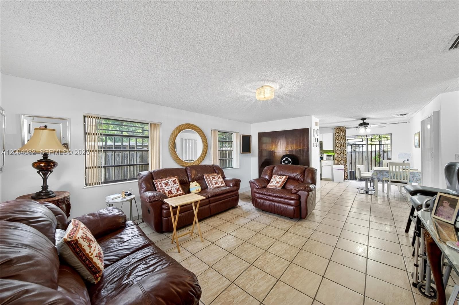 3061 NW 14th St, Miami FL 33125 — 36