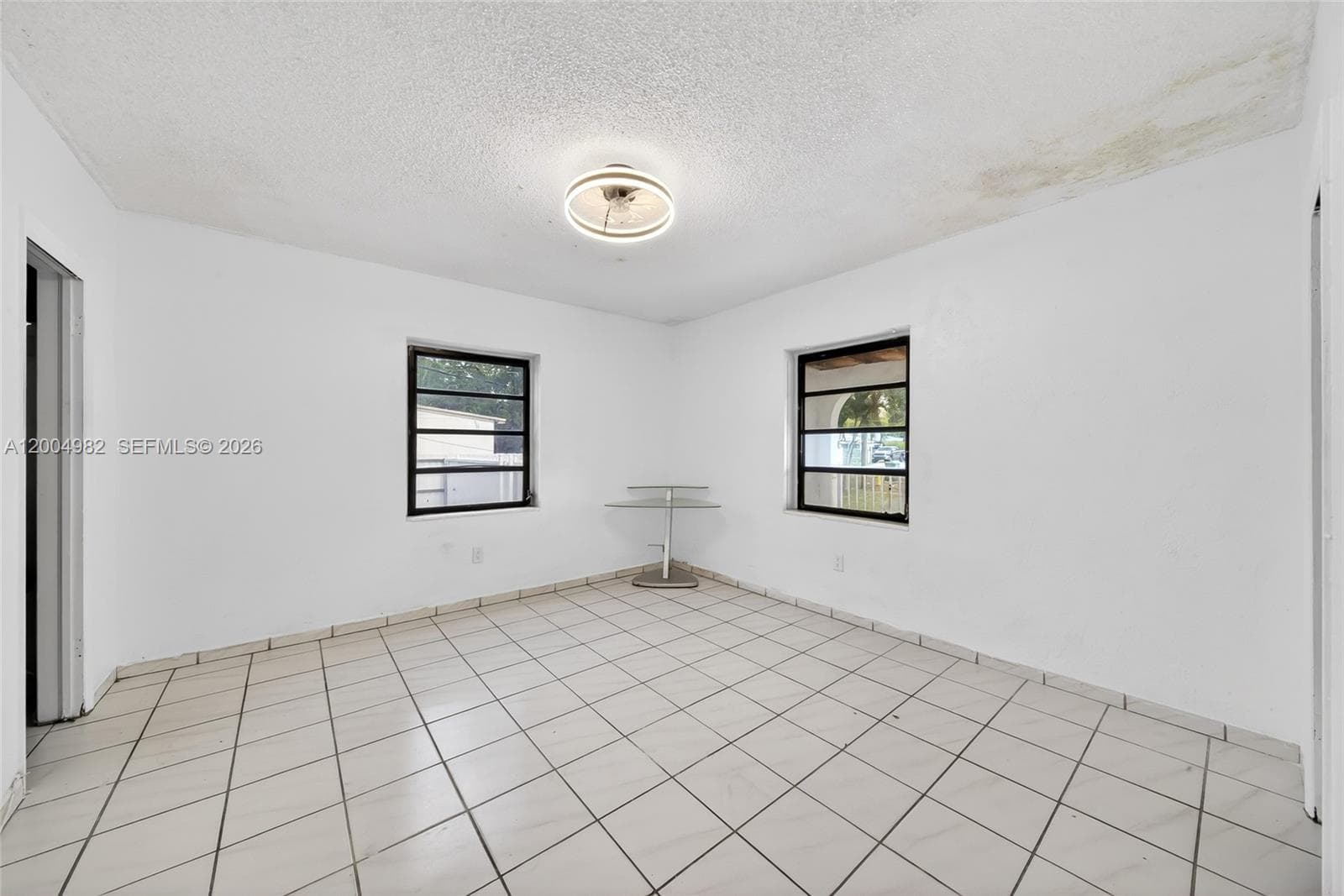 3061 NW 14th St, Miami FL 33125 — 9