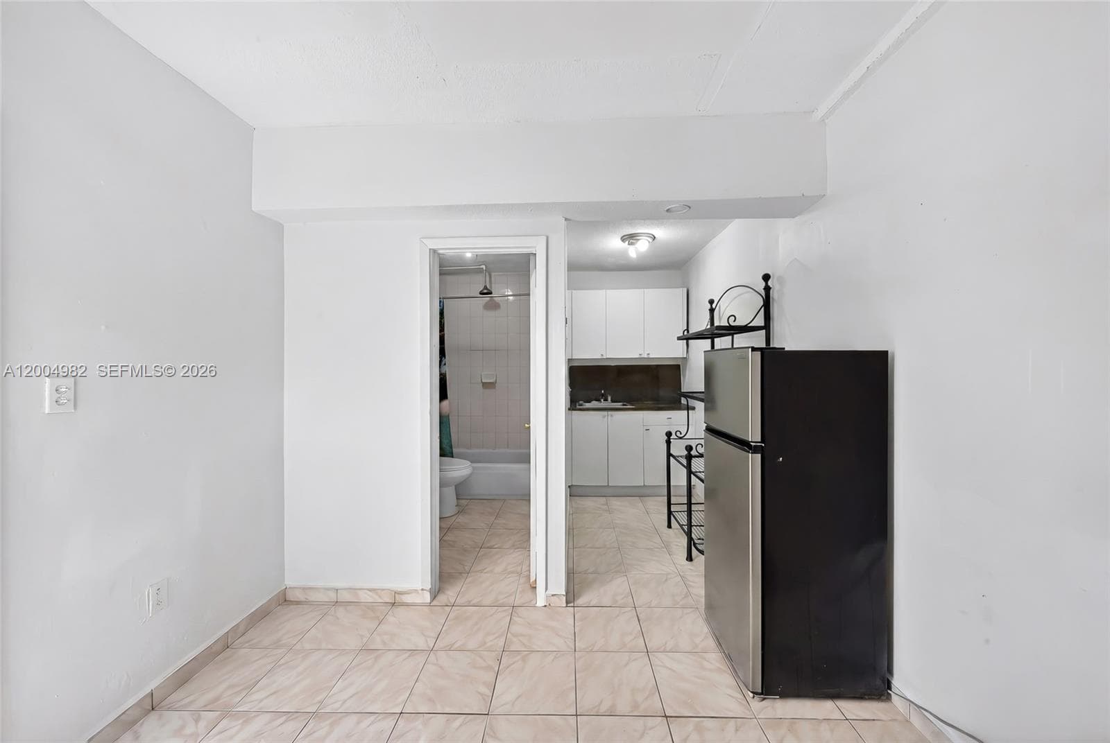 3061 NW 14th St, Miami FL 33125 — 29