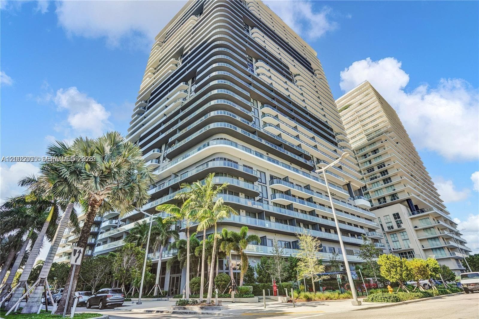 121 NE 34 St # 2215, Miami FL 33137 — 1