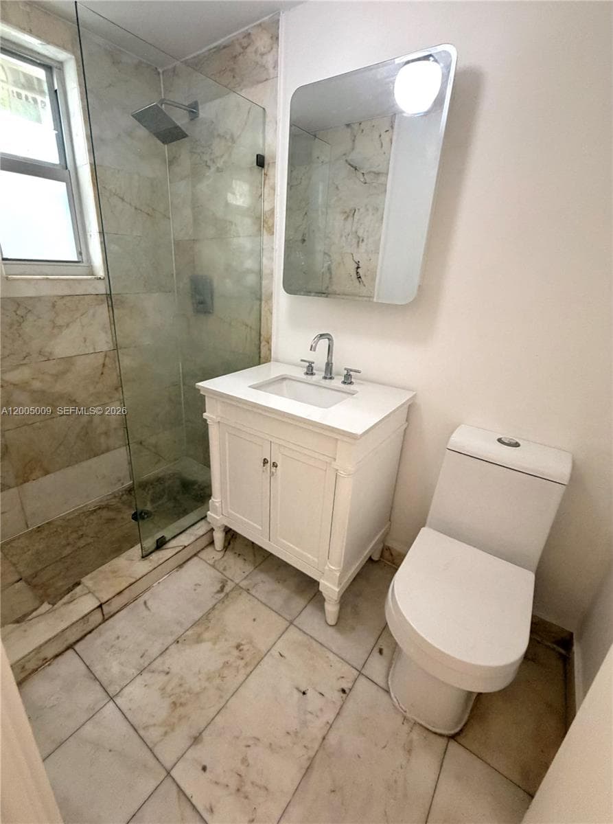 801 8th St # 104, Miami Beach FL 33139 — 7