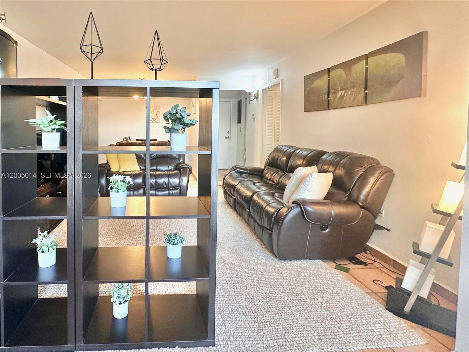 7135 COLLINS AVE # 811, Miami Beach FL 33141 — 4