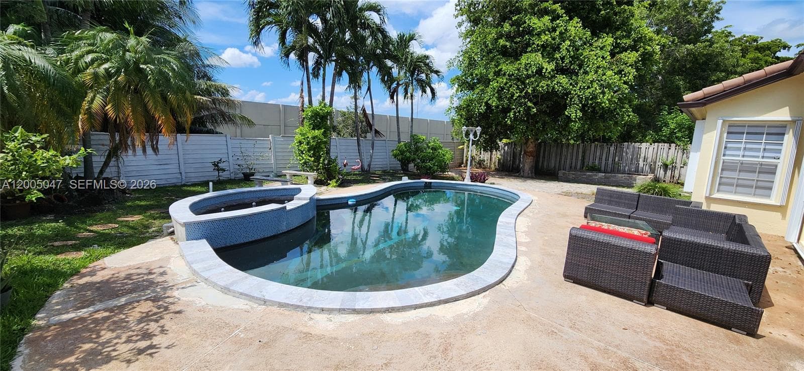 19922 NW 88th Ave, Hialeah FL 33018 — 27