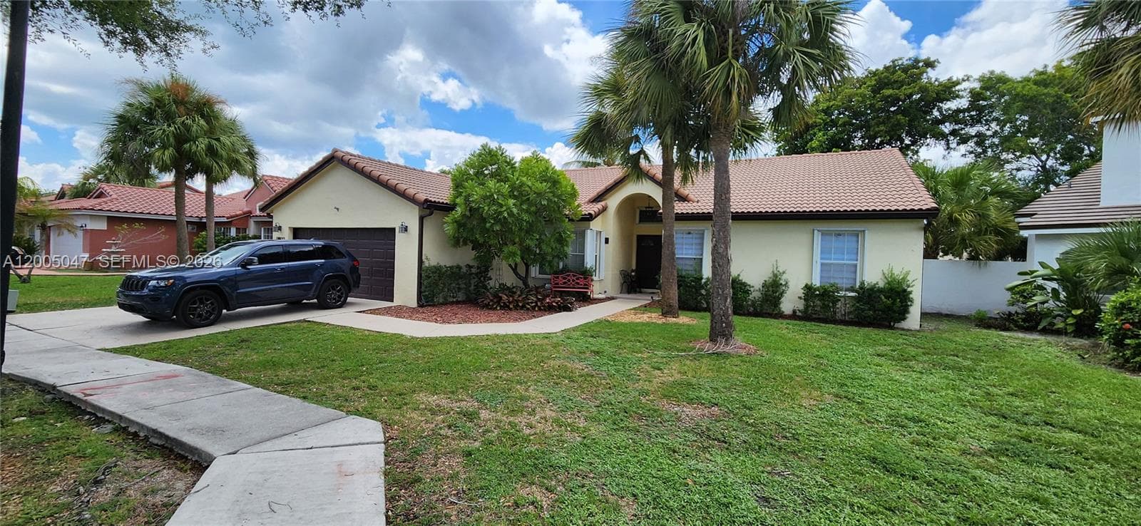 19922 NW 88th Ave, Hialeah FL 33018 — 25