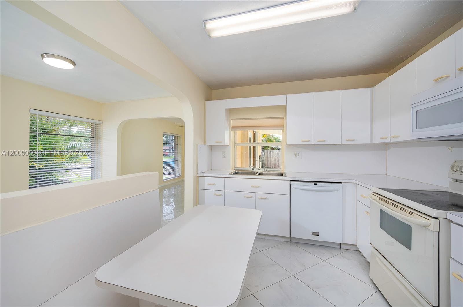 9411 SW 185th Ter, Cutler Bay FL 33157 — 7