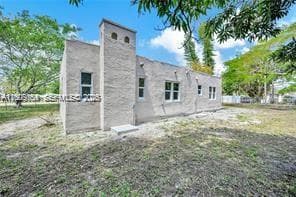 1301 Sharar Ave, Opa-Locka FL 33054 — 23