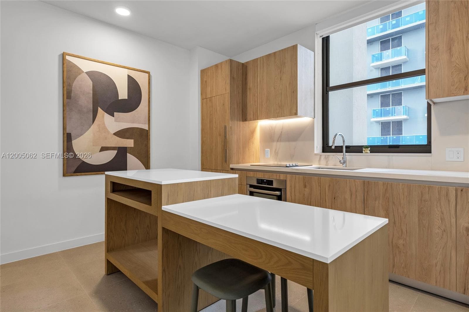11 NE 6th St # 407, Miami FL 33132 — 6