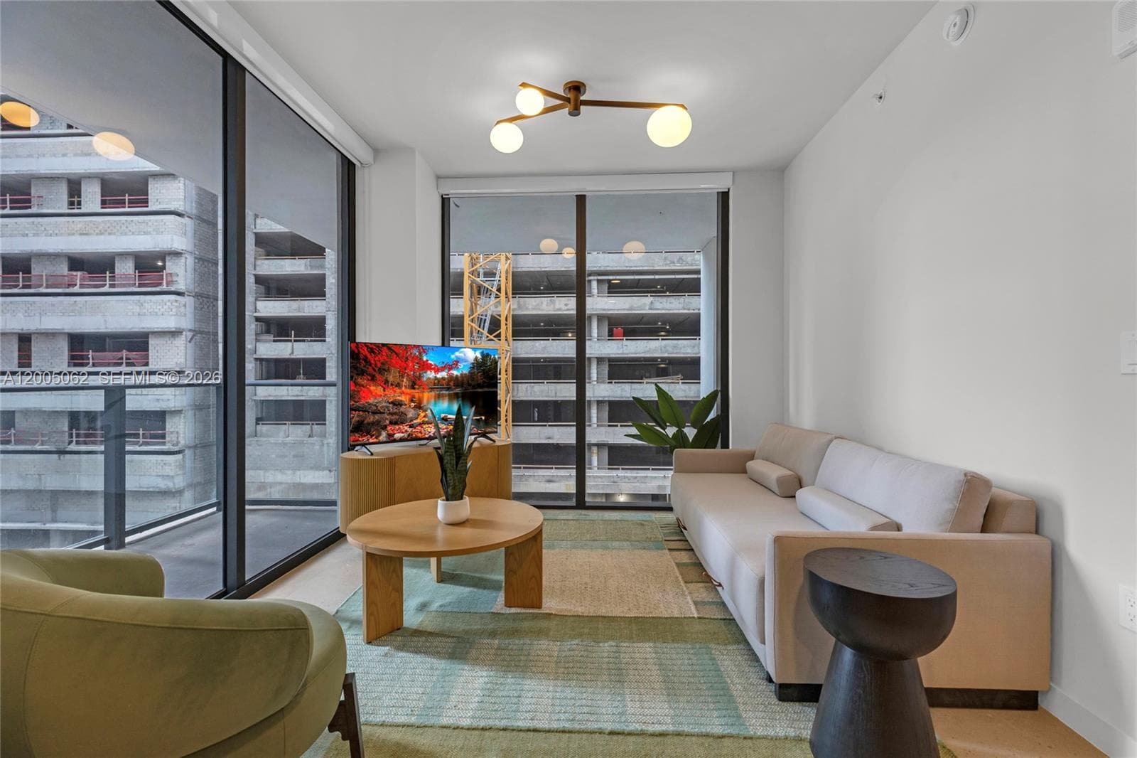 11 NE 6th St # 407, Miami FL 33132 — 5