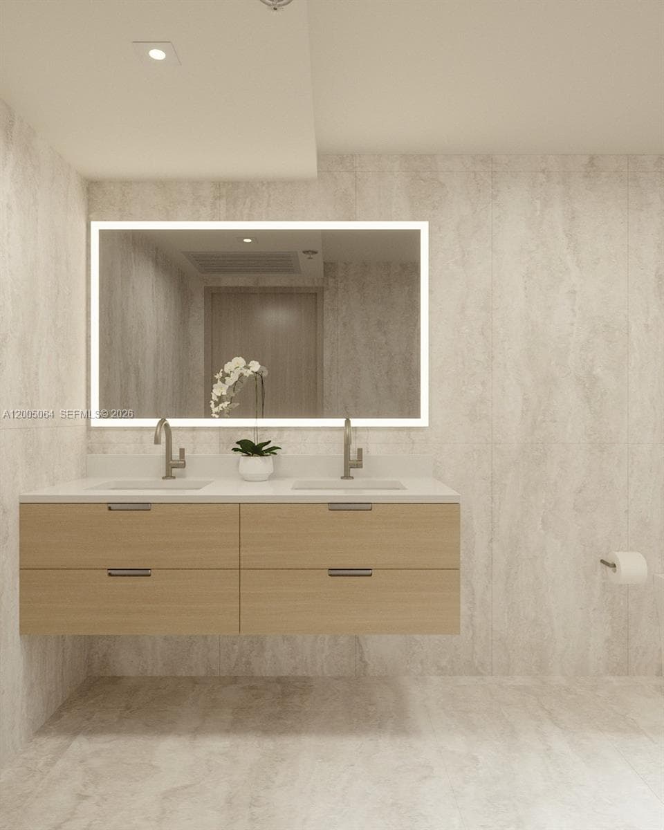 260 Collins Ave # 201, Miami Beach FL 33139 — 11