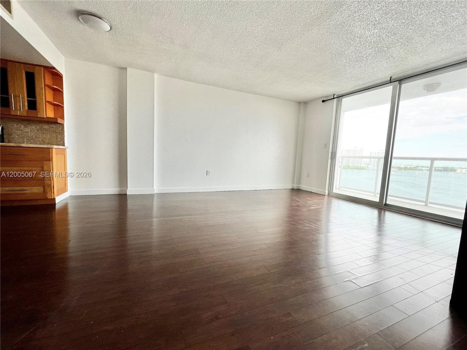 2841 NE 163rd St # 1007, North Miami Beach FL 33160 — 10