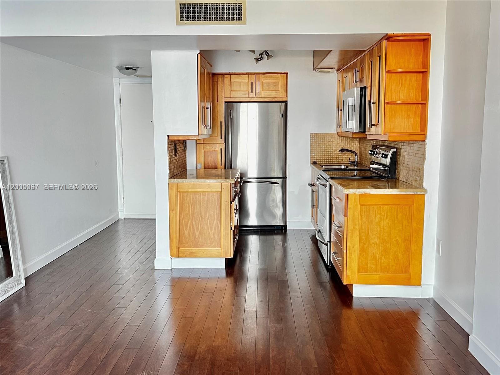 2841 NE 163rd St # 1007, North Miami Beach FL 33160 — 4