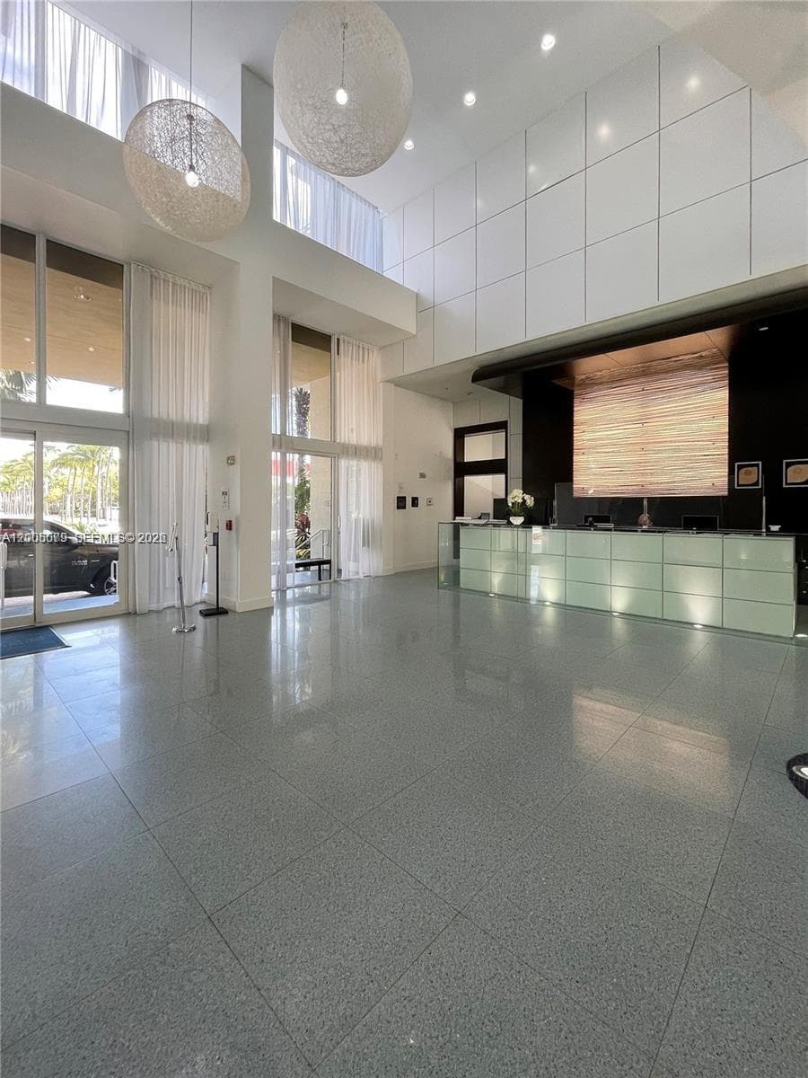 18800 NE 29th Ave # 502, Aventura FL 33180 — 17
