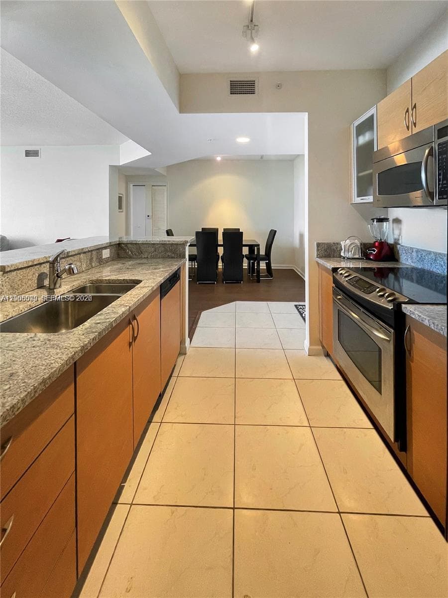18800 NE 29th Ave # 502, Aventura FL 33180 — 1