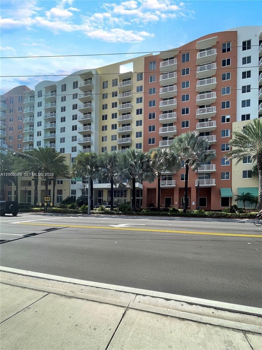 18800 NE 29th Ave # 502, Aventura FL 33180 — 19