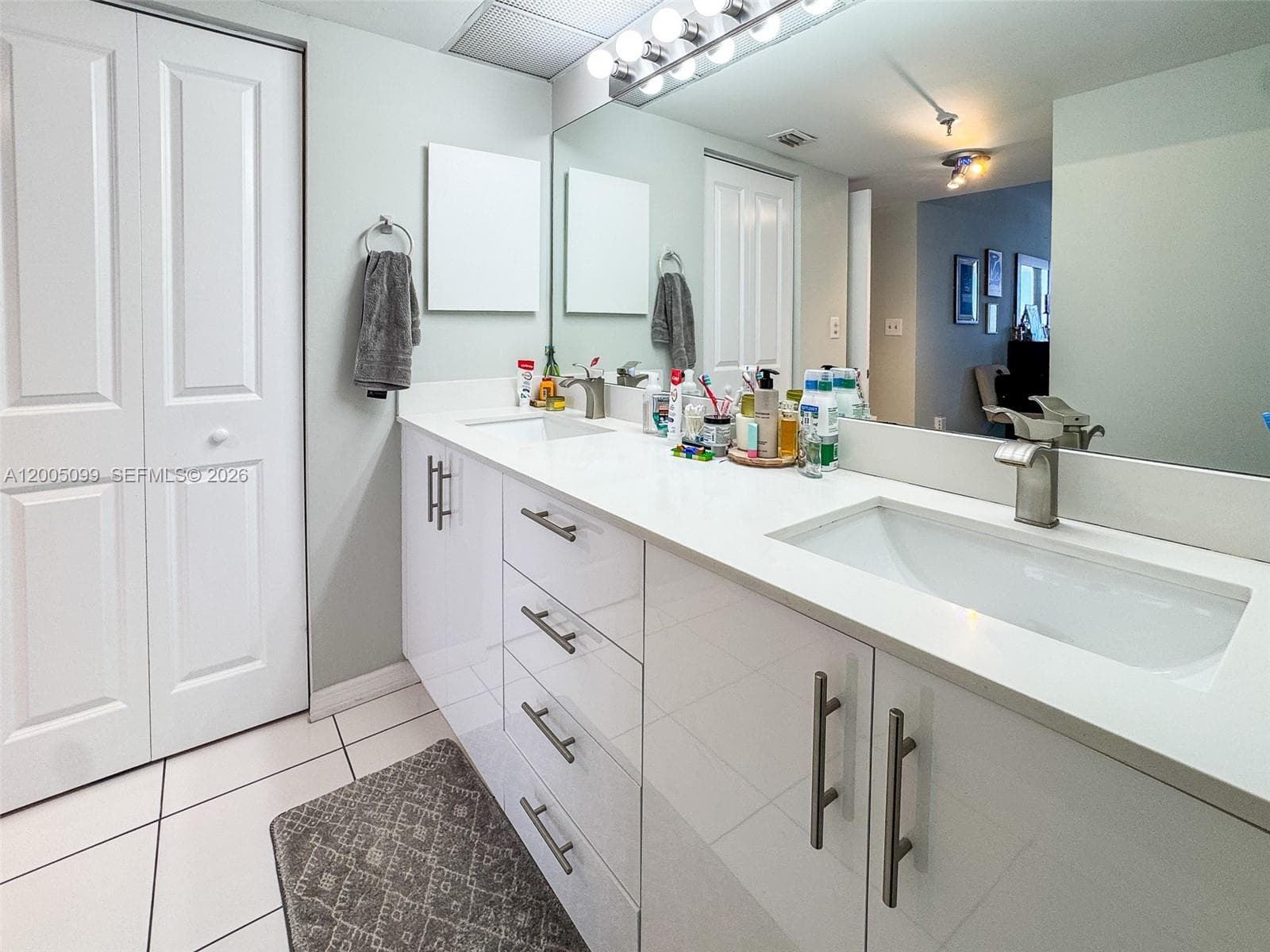 9341 Collins Ave # 907, Surfside FL 33154 — 17