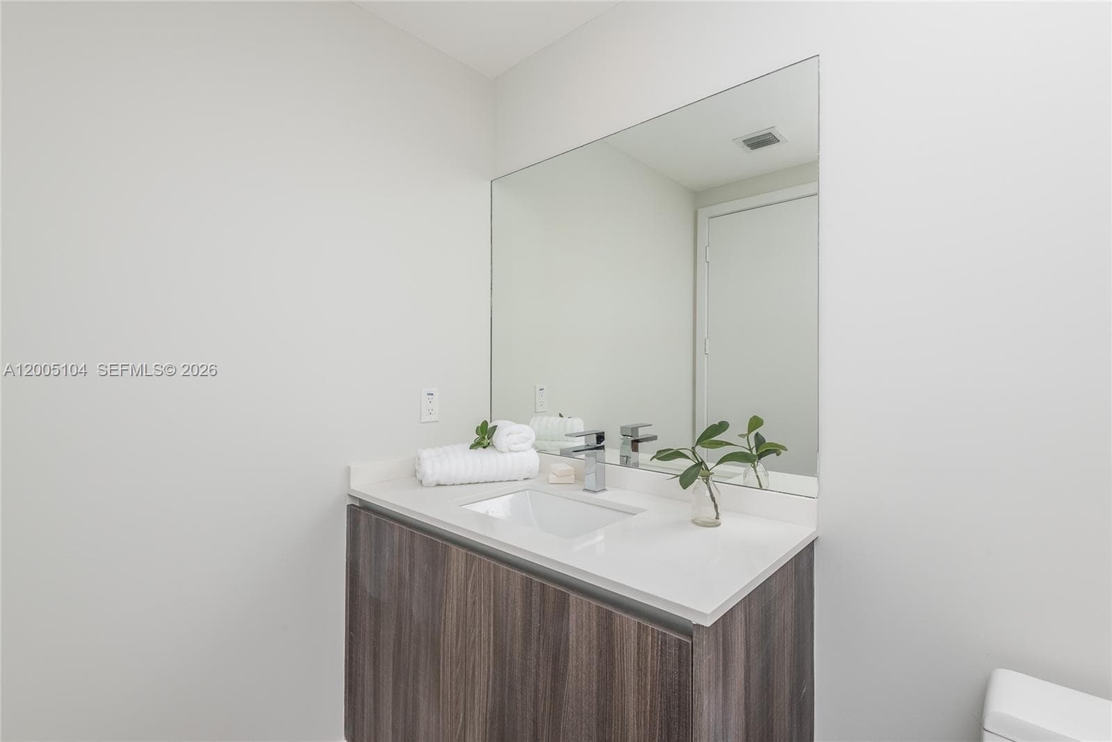 488 NE 18th St # 4515, Miami FL 33132 — 33