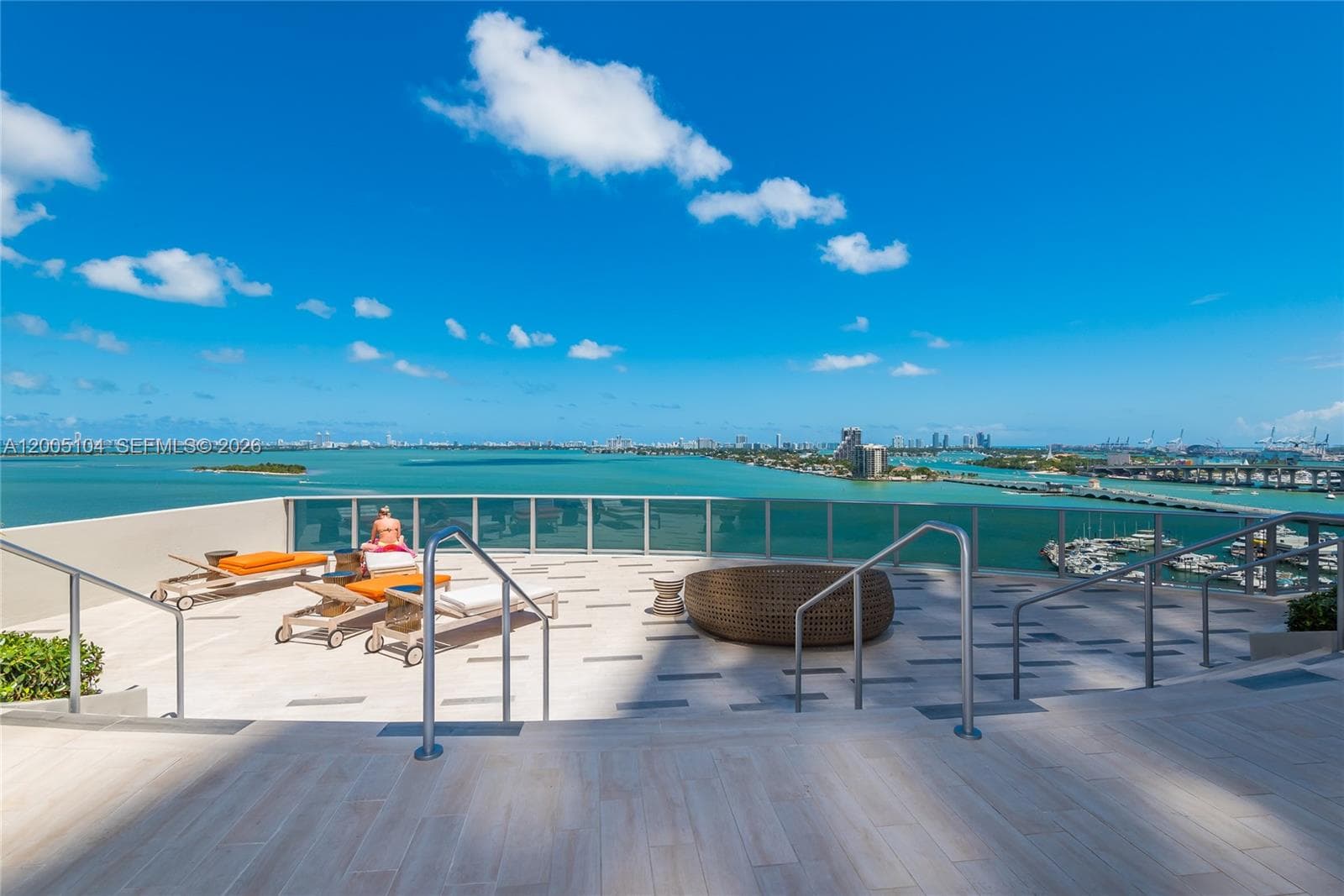 488 NE 18th St # 4515, Miami FL 33132 — 40