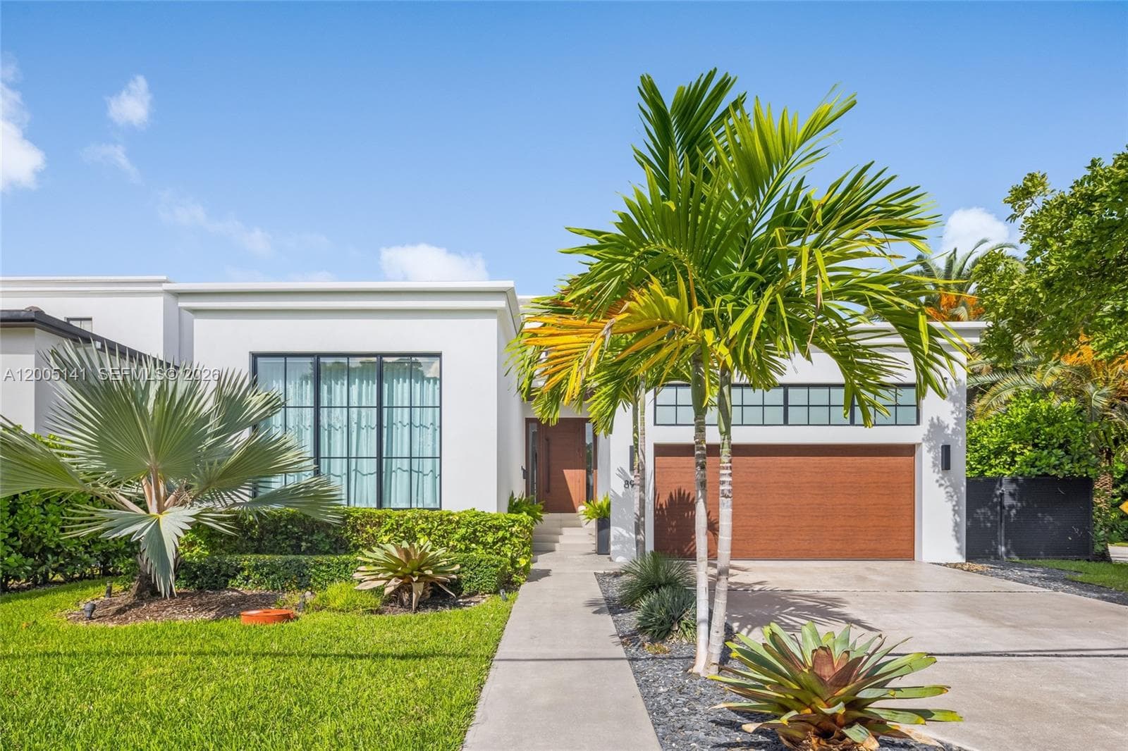 895 NE 76th St, Miami FL 33138 — 3