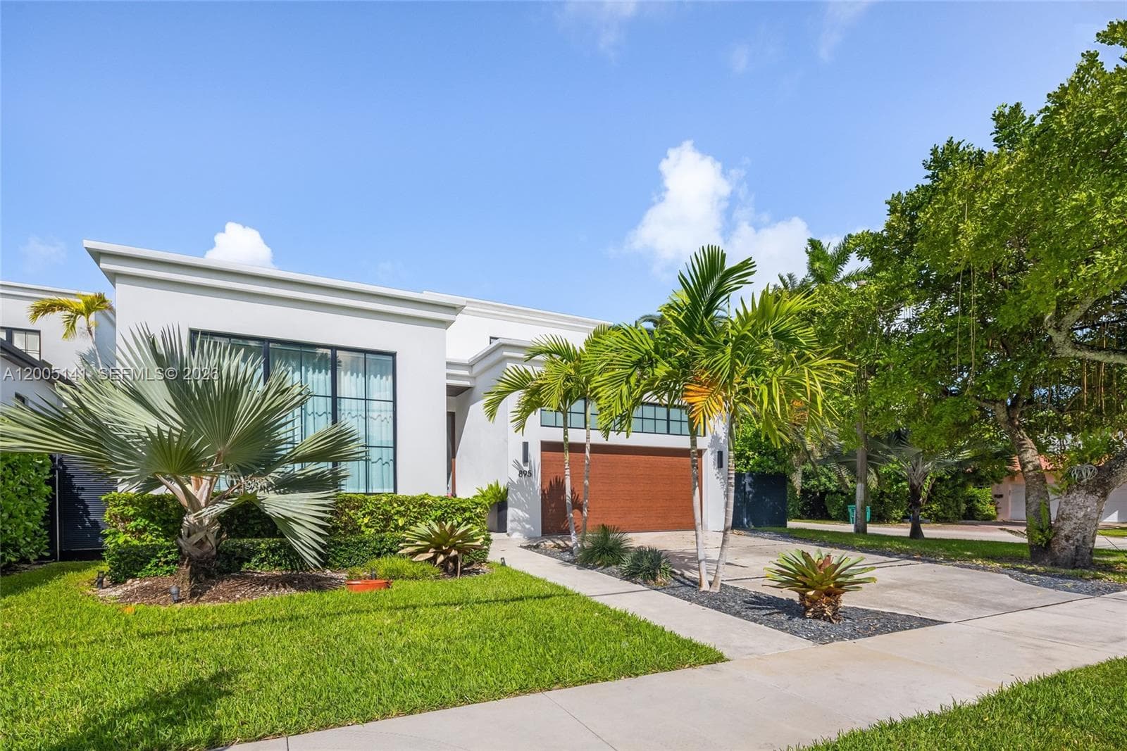 895 NE 76th St, Miami FL 33138 — 8
