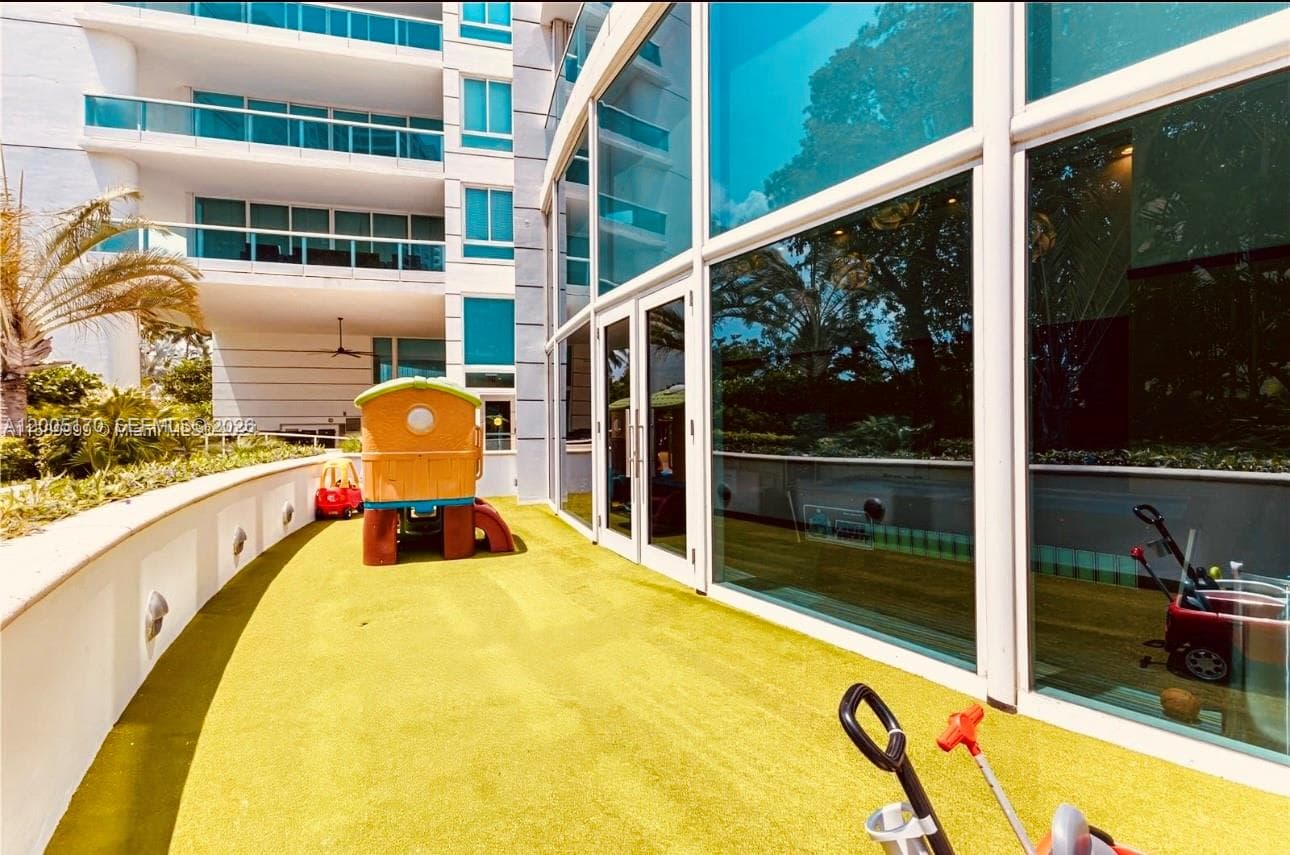 2127 Brickell Ave # 1505, Miami FL 33129 — 26