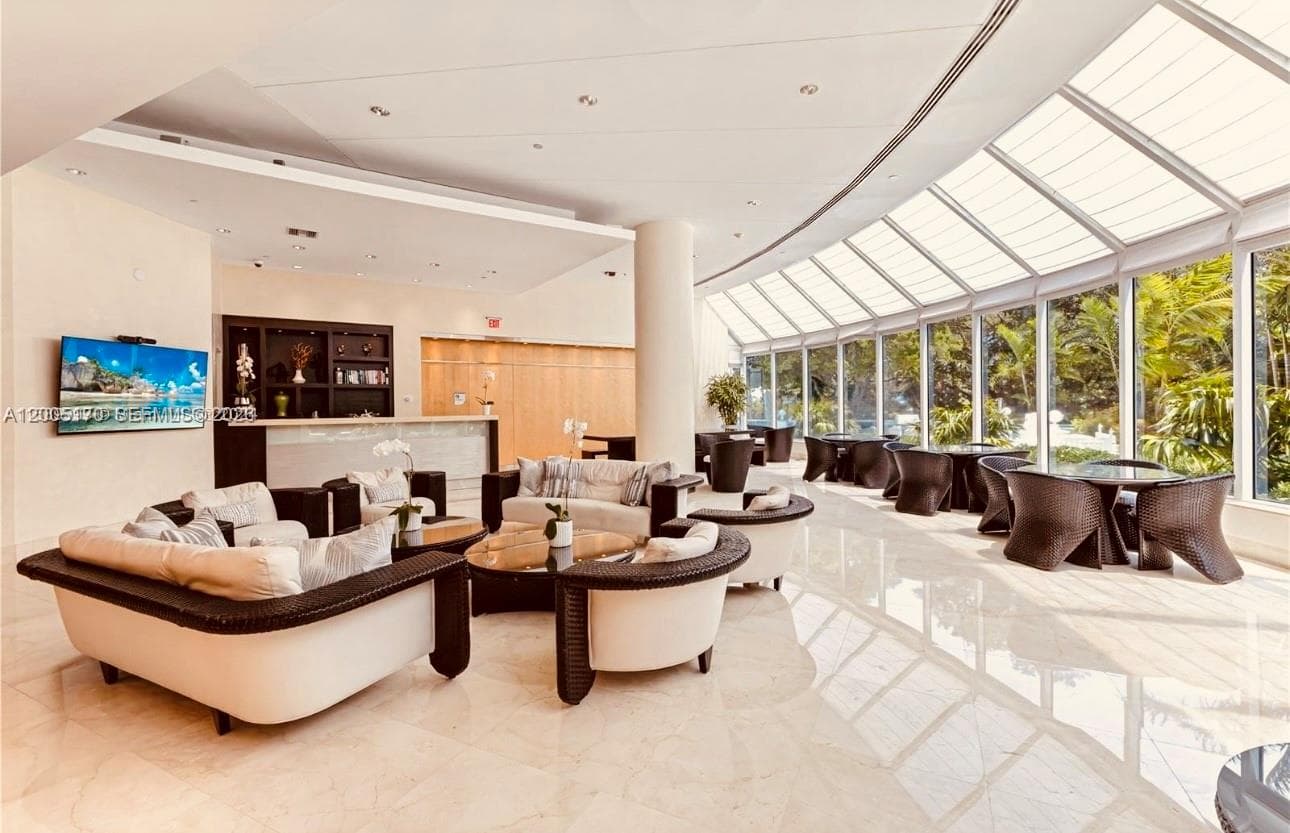 2127 Brickell Ave # 1505, Miami FL 33129 — 37
