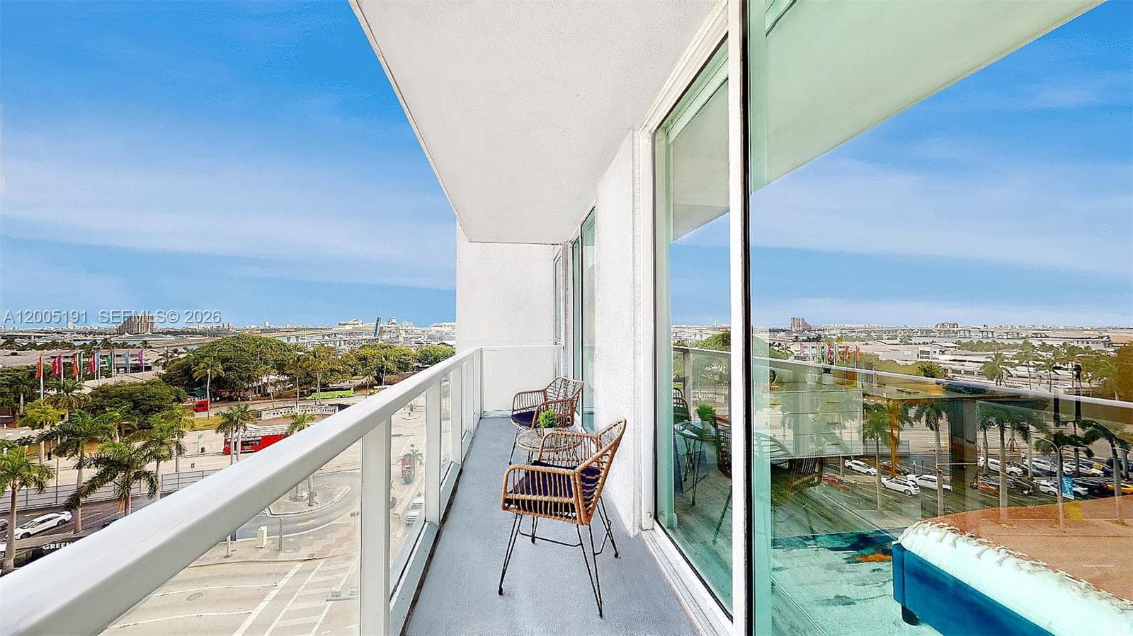 244 Biscayne Blvd # 704, Miami FL 33132 — 24