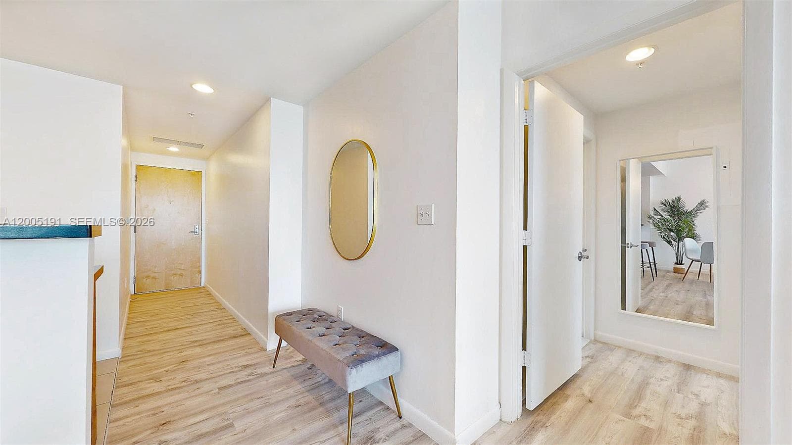 244 Biscayne Blvd # 704, Miami FL 33132 — 15