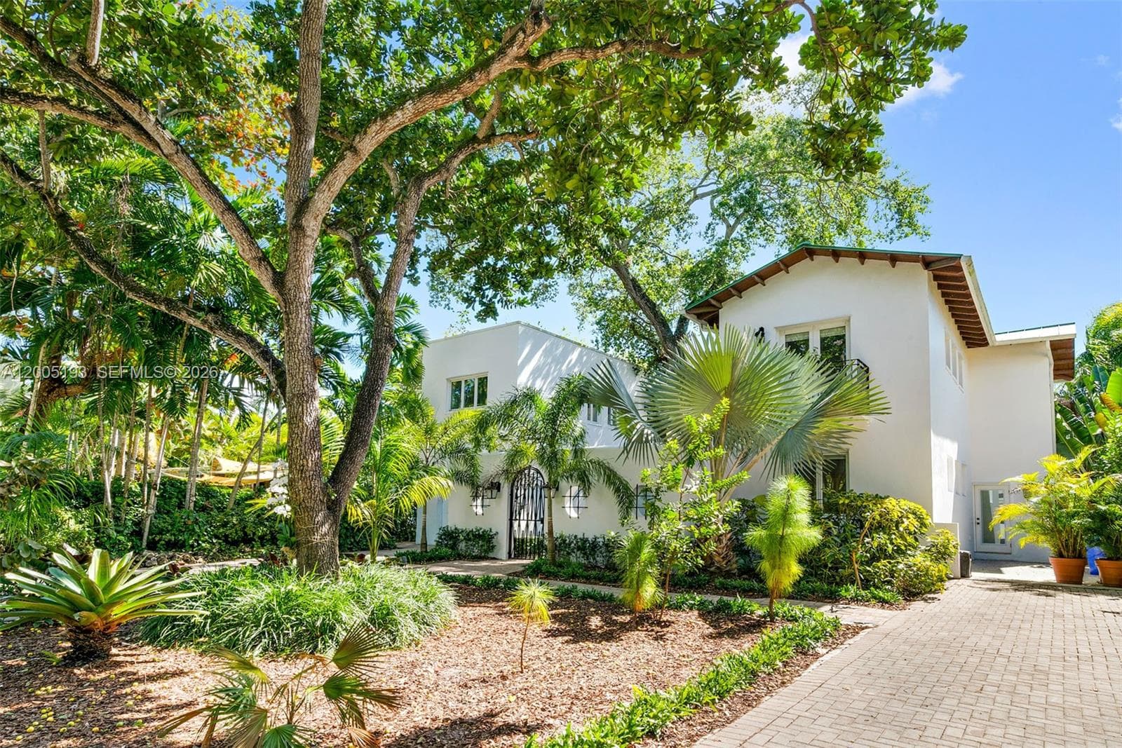 3930 Crawford Ave, Miami FL 33133 — 23