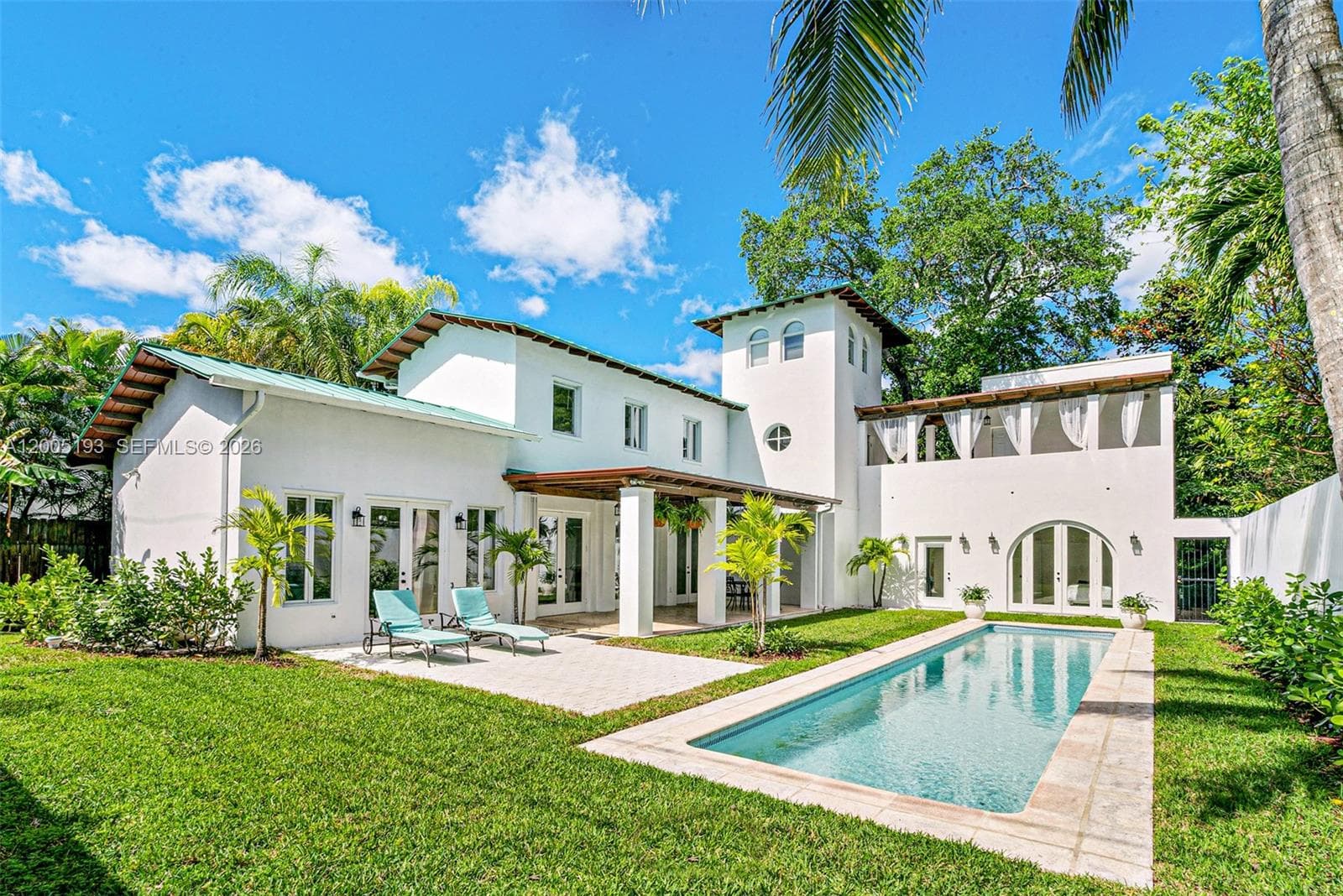 3930 Crawford Ave, Miami FL 33133 — 1