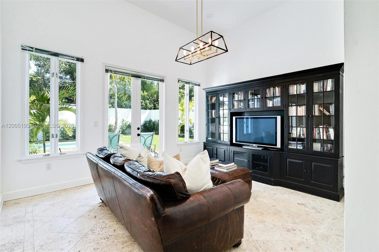 3930 Crawford Ave, Miami FL 33133 — 10