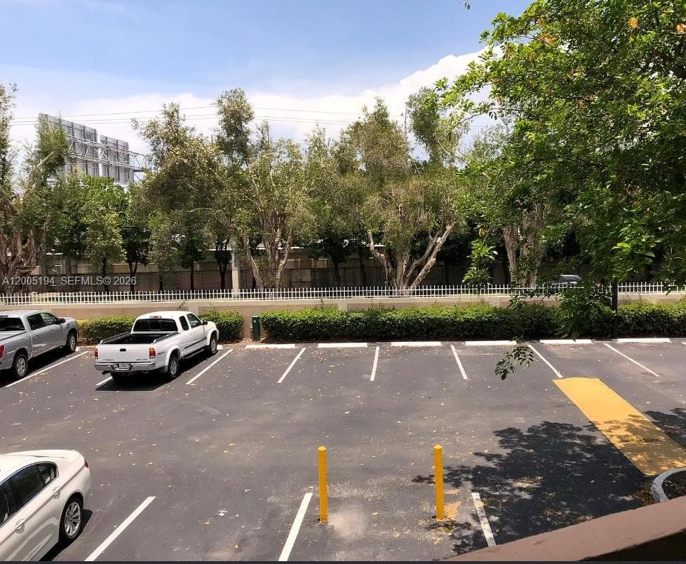 7705 SW 86th St # 211, Miami FL 33143 — 17