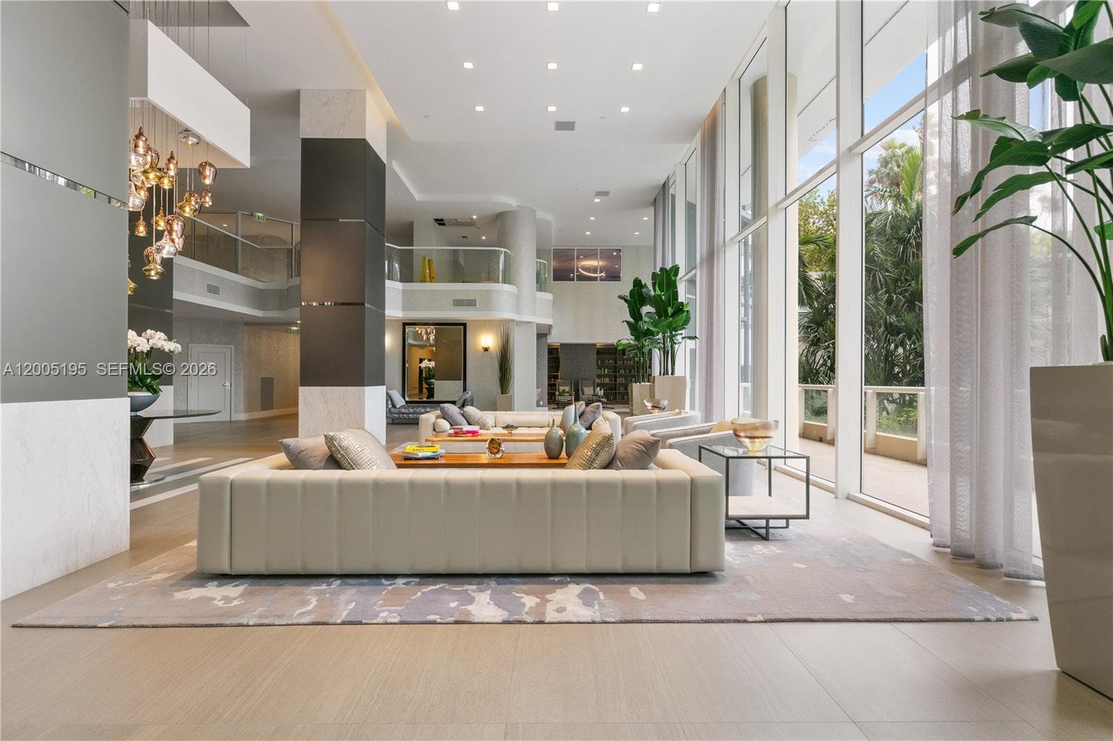 21150 Point PL # 2902, Aventura FL 33180 — 2